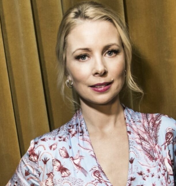Julia Dufvenius är perfekt som prinsessan Sibylla. Julia Dufvenius som prinsessan Sibylla.