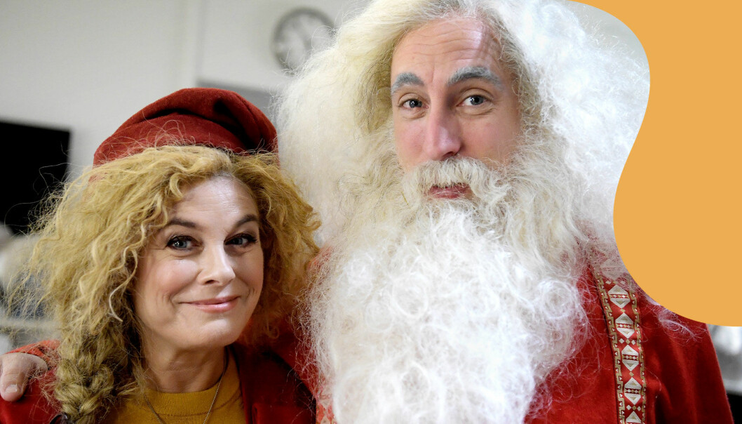 Pernilla Wahlgren och Per Andersson spelar tomtemor och tomtefar i julkalender "Panik i tomteverkstan" som sänds i december 2019 i SVT.