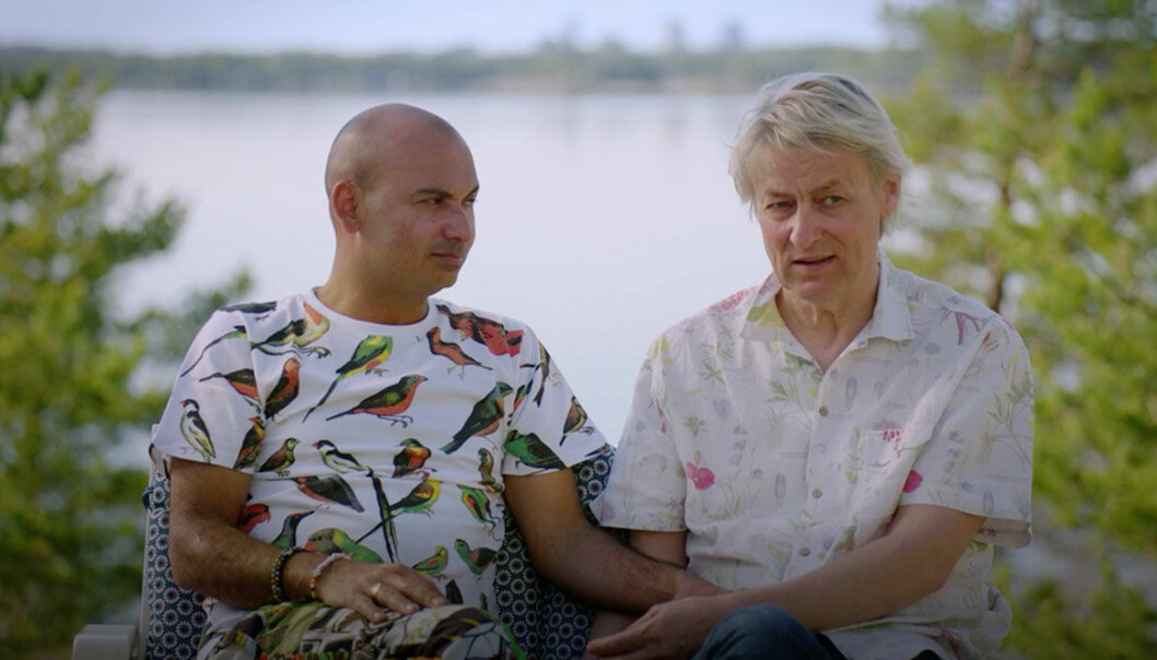 Lars Lerin och Junior öppnar upp sitt hem och hjärtan för tittarna.