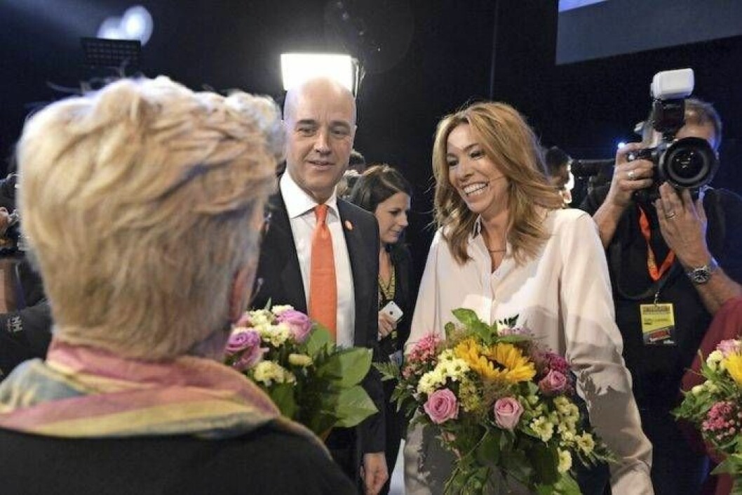 Aftonbladet TV med Karin i spetsen intervjuar Fredrik Reinfeldt.