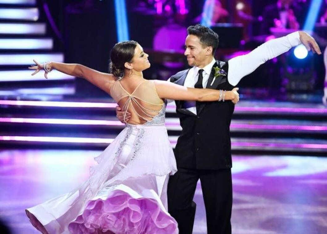 Katja Luján Engelholm och Jon Henrik Fjällgren i premiärprogrammet av <em>Let’s dance</em> 2018. Foto: IBL Bildbyrå Katja Lujan Engelholm och Jon Henrik Fjällgren Let