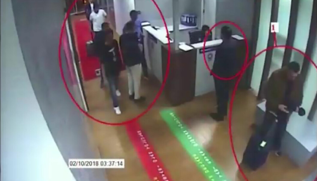 Övervakningsbilder från Istanbuls flygplats visar hur identifierade saudier knutna till kungahuset anländer samma dag som Khashoggi försvinner. Misstänkt saudisk dödspatrull på flygplats innan mordet på Jamal Khashoggi