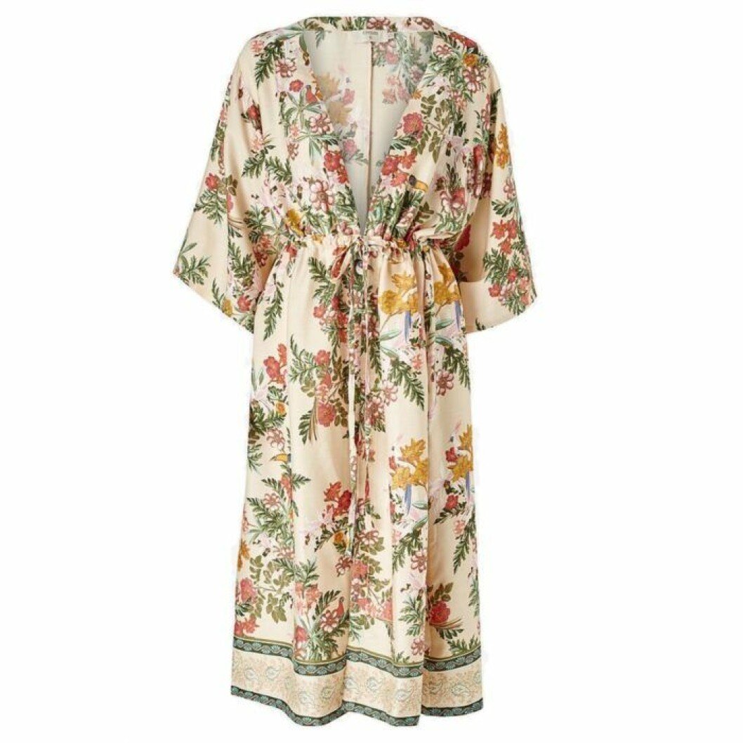 Blommig kimono från Ellos