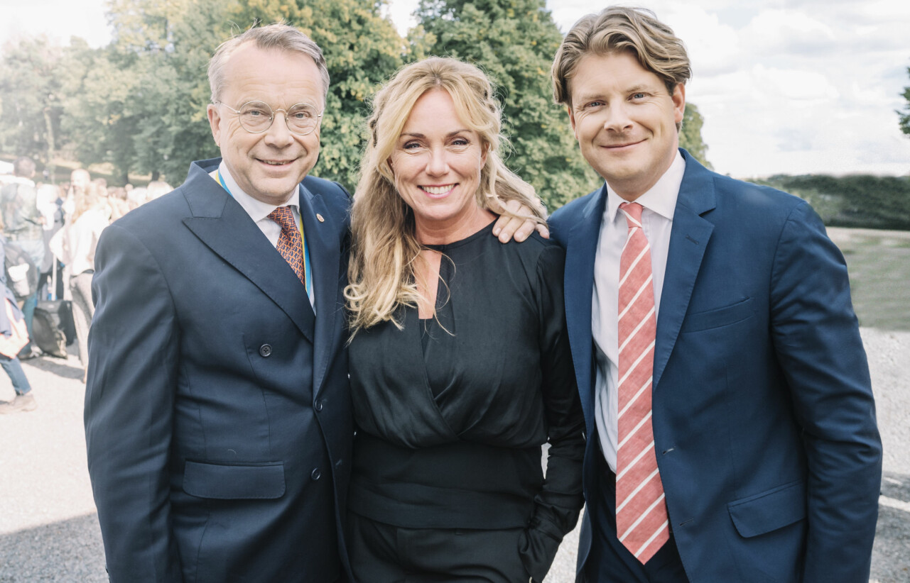 Knut Knutsson, Anne Lundberg och Rickard Thunér inför premiären av Antikrundan 2020.