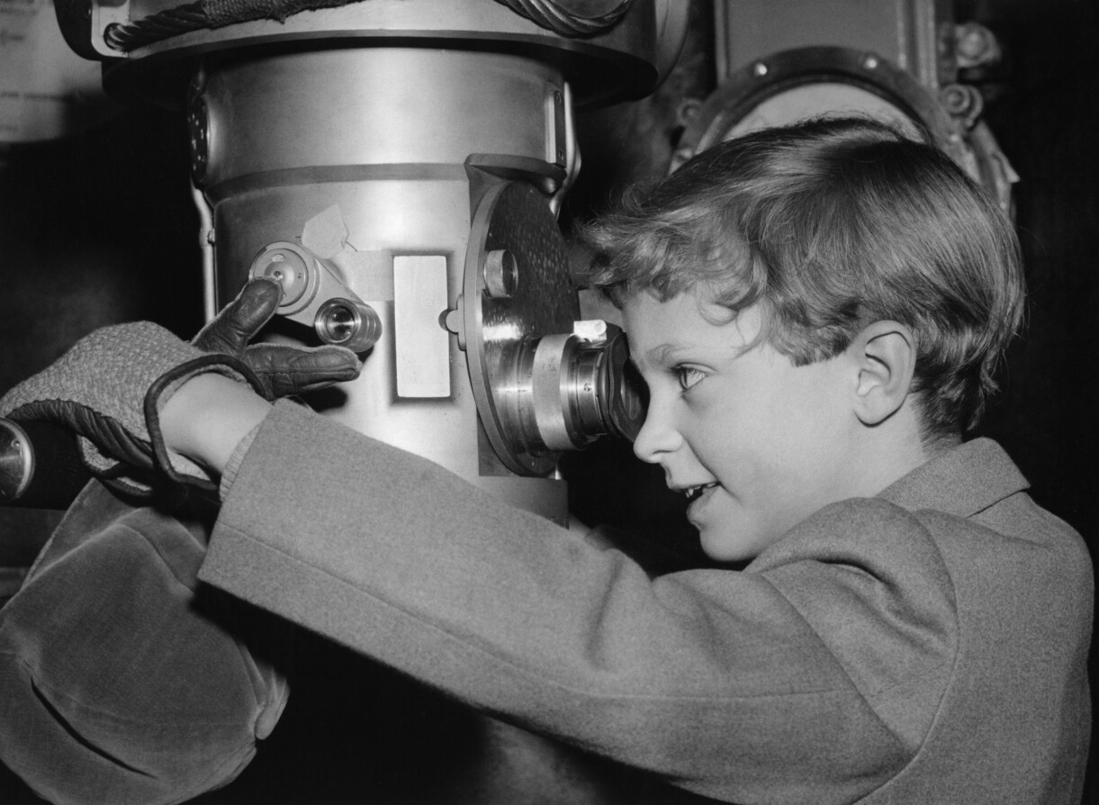 Foto: Mustang Media AB/TT Kronprins Carl Gustaf i en ubåt 1956.
