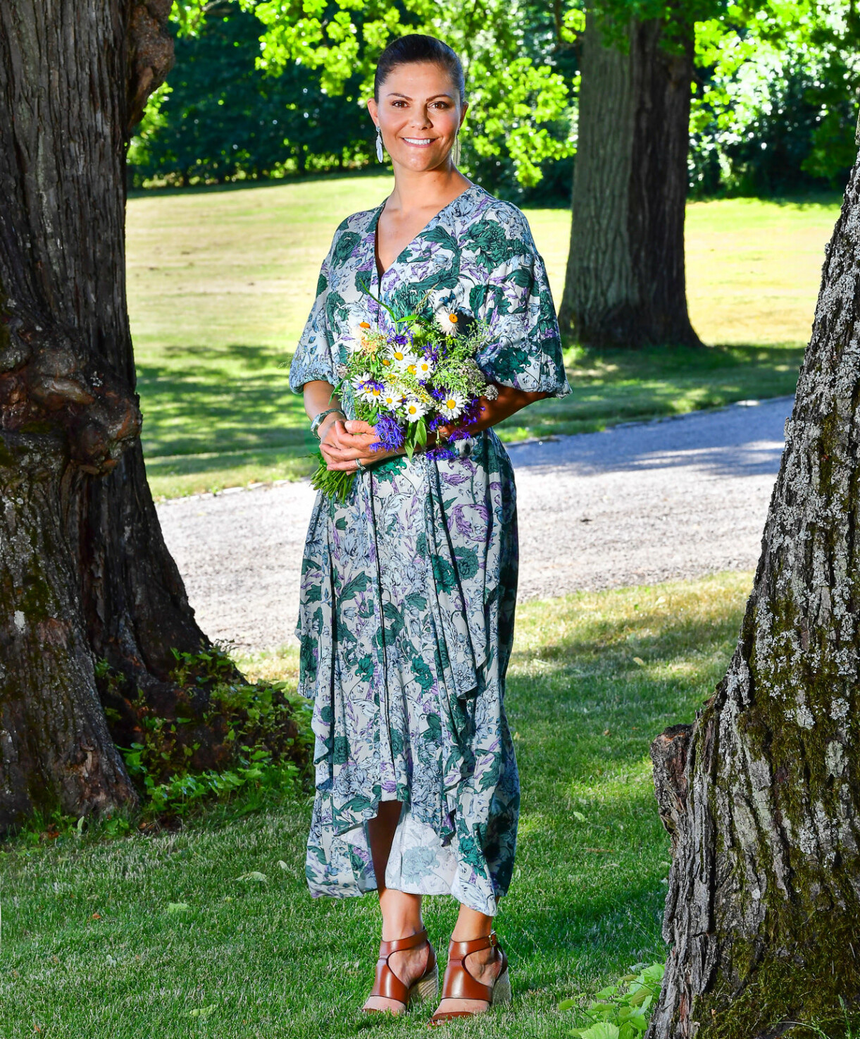 Kronprinsessan Victoria i en klänning från House of Dagmar.