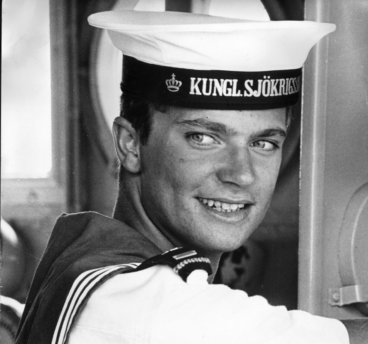 Foto: Scanpix/TT Kungen som sjöman, på Älvsnabben.
