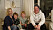 Lina Olofsson tillsammans med sambon Jonas Kovacs och sönerna Otto och Mio, i samband med att familjen deltog i TV4-programmet Sortera upp ditt liv 2022.