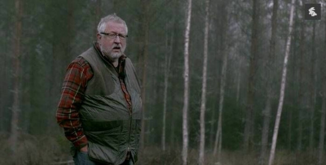 Leif GW Persson nära den plats där Linda Chens kropp hittades.