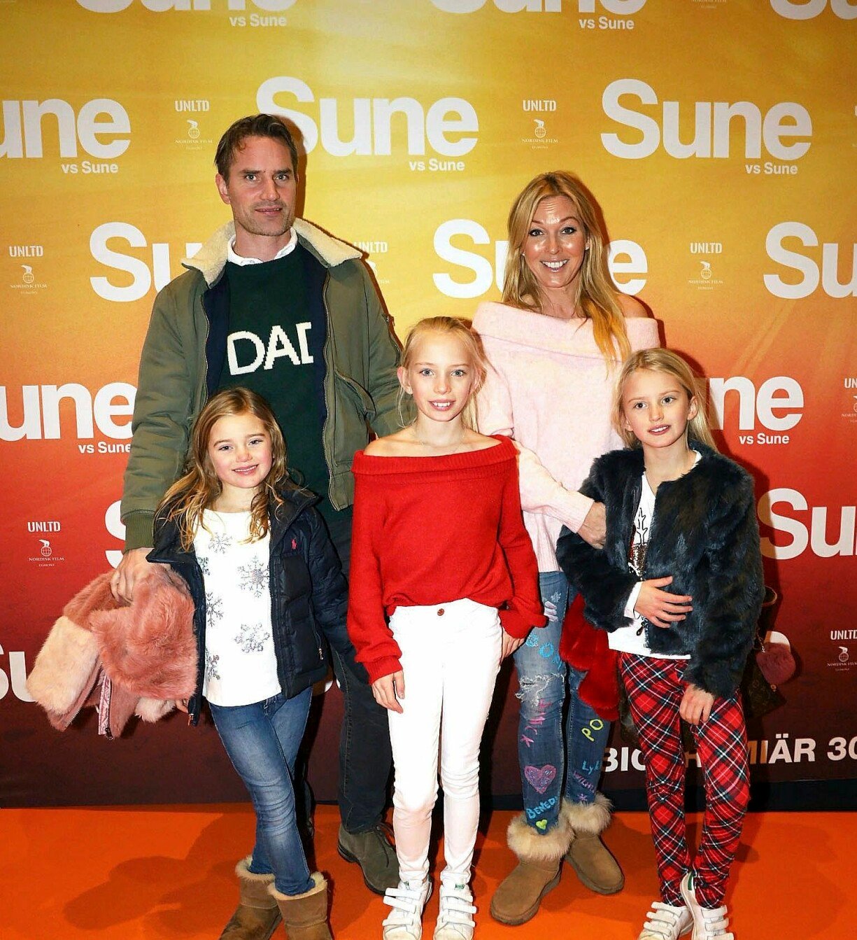 Linda tillsammans med maken Jacob och döttrarna Wilhelmina, Lykke och Benedicte. Linda Lindorff med maken Jacob och döttrarna Wilhelmina, Lykke och Benedicte
