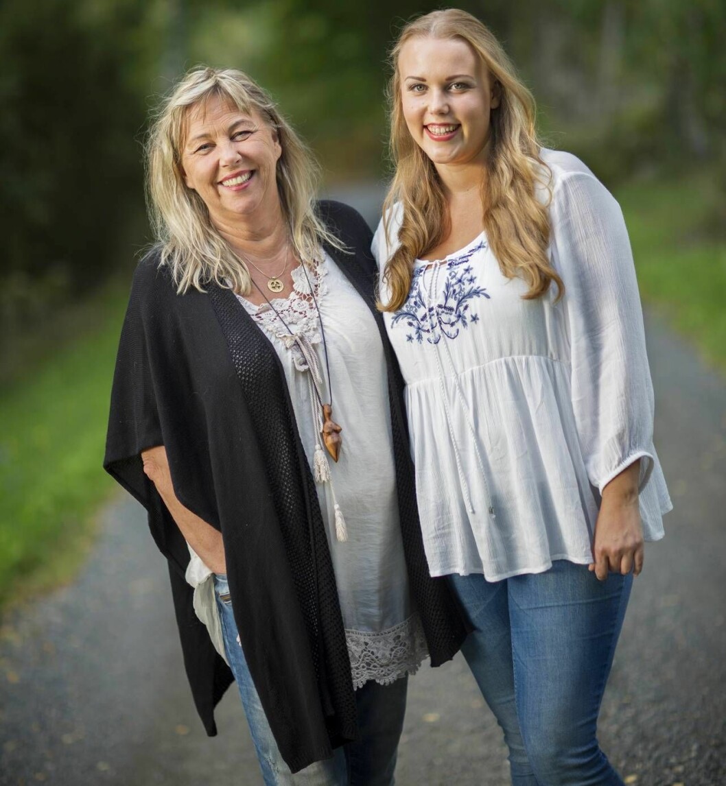 Mamma Ann fanns vid Linneas sida dag och natt när det var som värst. Mamma Ann tillsammans med Linnea