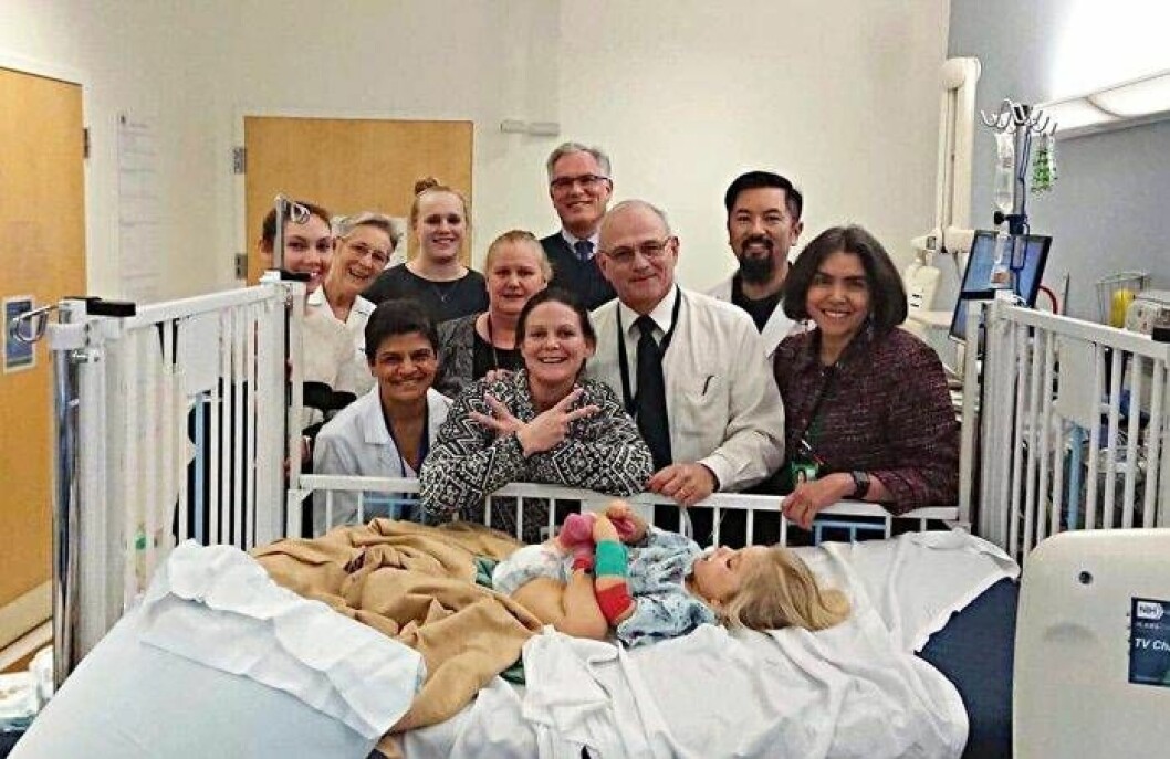 I februari i år åkte Tina och Liv till USA för att genomgå en omfattande undersökning. Foto: Privat Liv, 4 har inte fått någon diagnos än