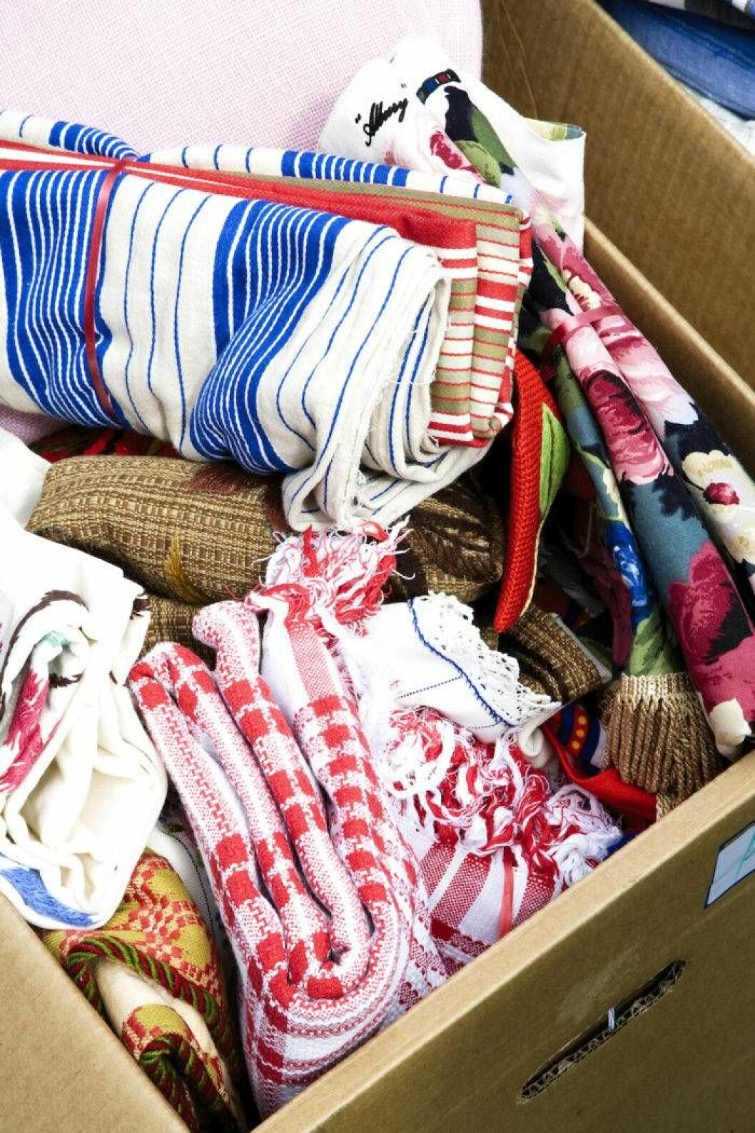 Textil i låda