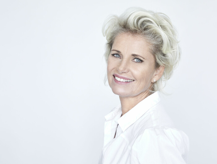 Louise Boije af Gennäs har mängder av romaner och pjäsmanus på sitt CV. Nu kommer hennes debutalbum. Porträttbild av författaren och musikern Louise Boije af Gennäs.