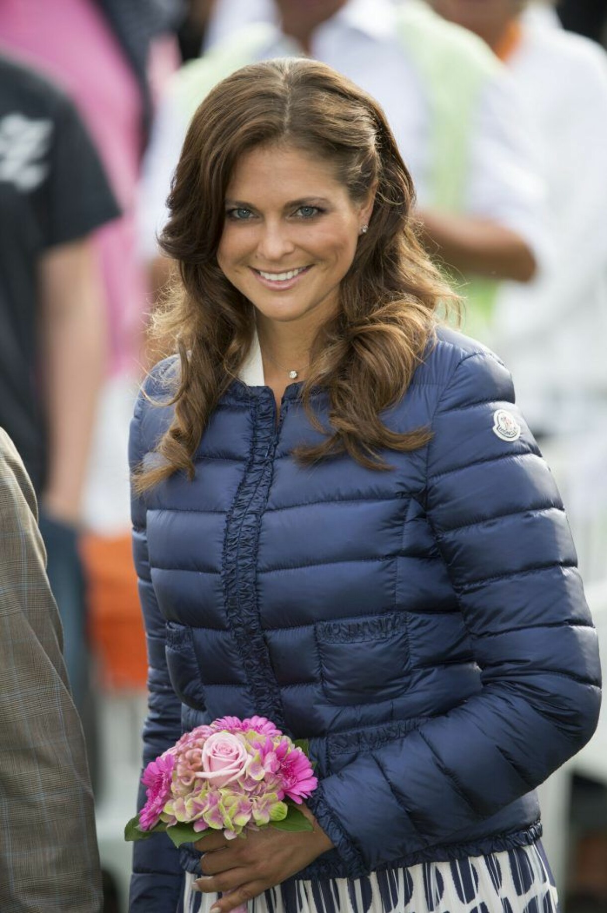 Prinsessan Madeleine i dunjacka.