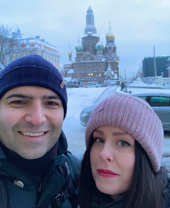 Sina och Madeleine i Sankt Petersburg. Madeleine och Sina i St Petersburg för att göra en IVF-behandling.