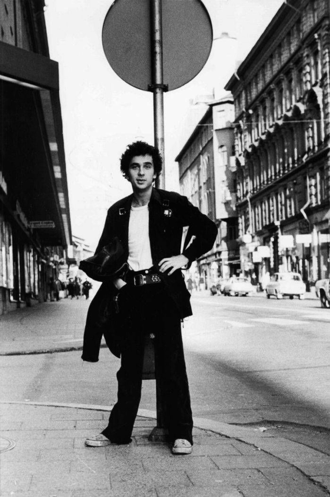 På väg mot genombrottet. 1977 kom ”Varning på stan” som blev ett genombrott för Magnus Uggla. Bild: IBL Magnus Uggla 1977