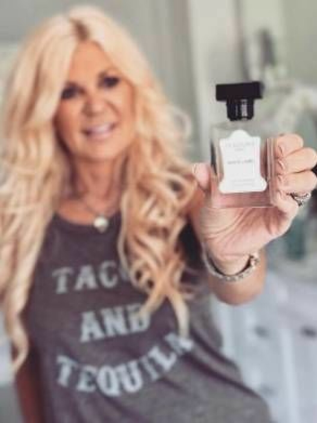 Att ta fram dofterna i White Label var inget problem för kvinnorna i familjen Montazami som enligt Maria har samma doftstil. Bild: <a href="https://www.instagram.com/mariamontazamioriginal/" target="_blank" rel="noopener">Instagram</a>