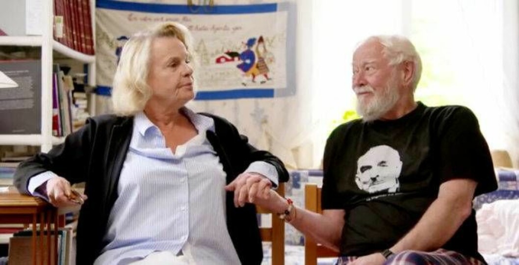 Marie Göranzon och Jan Malmsjö berättar om hemligheten bakom ett långt äktenskap i <em>Tillsammans med Strömstedts</em>. Foto: TV4 Marie Göranzon och Jan Malmsjö berättar om hemligheten bakom ett långt äktenskap