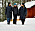 Marielle Kitti, Elsa Sterner och Madeleine Sterner på en vintrig promenad.