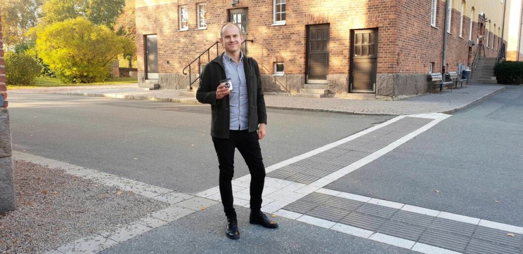 Maskbonden Nils i Mora tror på att svenskar kan ta till sig insekter som mat. Maskbonden Nils i Mora tror på att svenskar kan ta till sig insekter som mat.