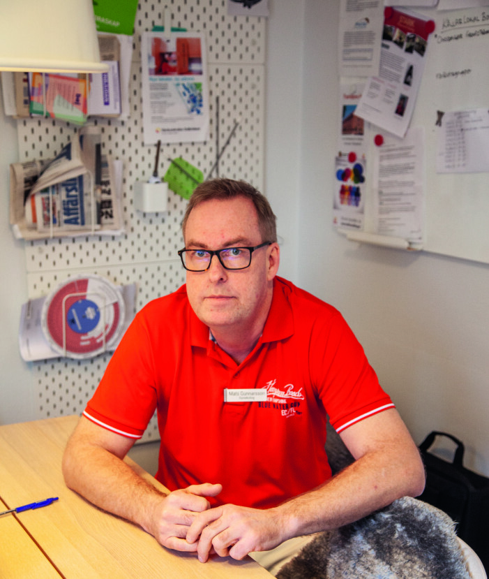 Mats Gunnarsson är kritisk till att de pengar som makthavarna satsar på kvinnosjukvård inte verkar korta vårdköerna eller leda till bättre vård. Mats Gunnarsson på Citymottagningen i Hässleholm.