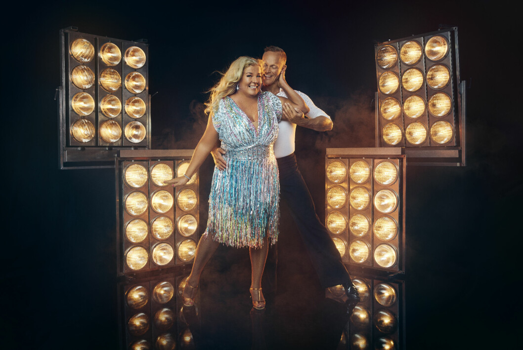 Mia Parnevik och Tobias Karlsson i Let's dance.