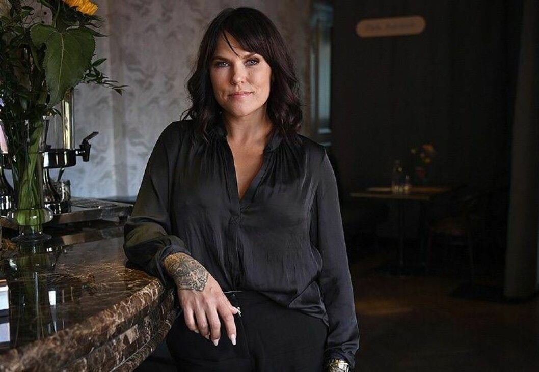 Mia Skäringer är just nu aktuell med turnén <em>Avig Maria – No More Fucks To Give</em>. Komikern Mia Skäringer, aktuell med turnén Avig Maria – No More Fucks To Give.
