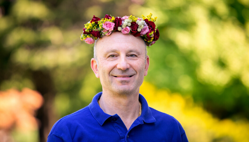 Mikael Domsten har sitt sommarprogram i P1 den 4 juli 2021 och kommer att prata om vaccinet mot covid-19 som han varit med att ta fram.