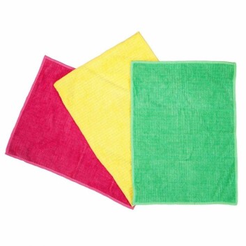 Den här <a target="_blank" href="https://www.allasshop.se/kok/kokstextilier/mikrofiberduk-3-pack?utm_source=redaktionell&utm_medium=allas&utm_campaign=stada-teknik-artikel">mikrofiberduken från Aller Media shop</a> funkar alldeles utmärkt till att rengöra din teknik. Mikrofiberduk i tre olika färger från Aller Media shop.