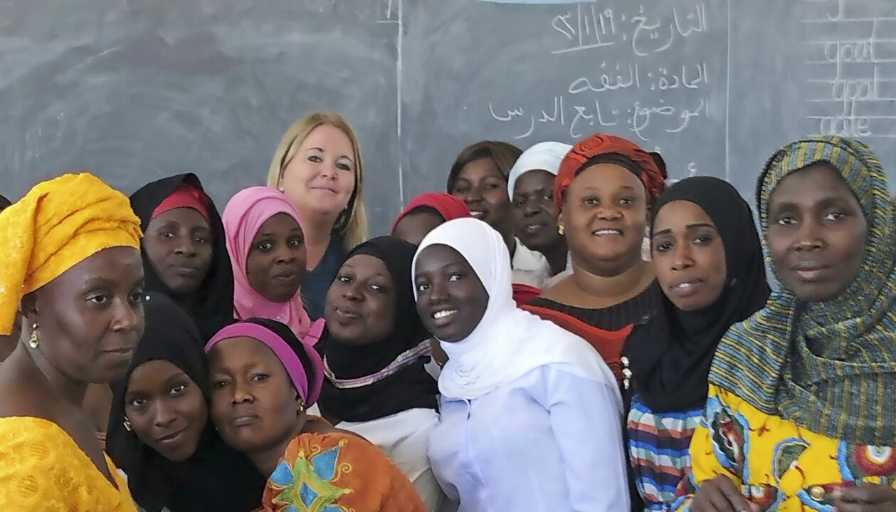 Det har blivit många besök i Gambia där Monica undervisar kvinnorna om mens, sex och förlossningar. Foto: Privat Monica i Gambia