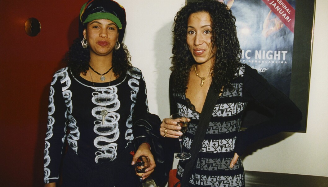 Neneh Cherry och systern Titiyo 1999.