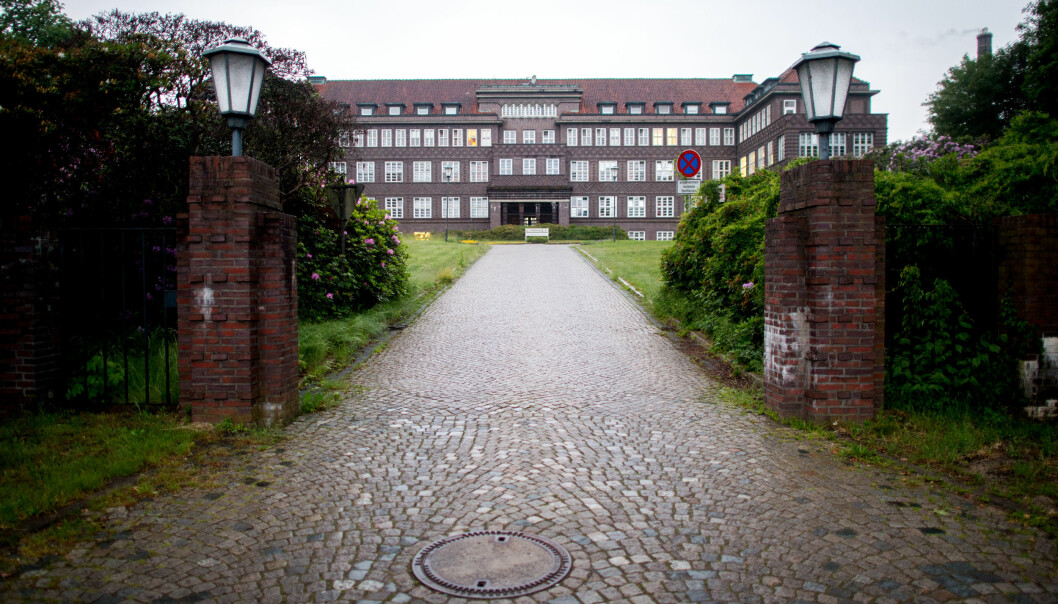 Sjukhuset i Delmenhorst noterar att dödsstatistiken är särskilt hög under Niels Högels arbetsskift. Oroväckande hög. Niels Högels arbetsplats i Delmenhorst
