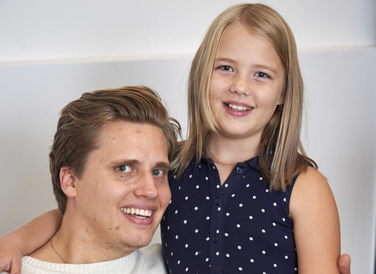 För Linuz var det självklart att donera en njure till sin bonusdotter Ellen. Njursjuka Ellen och hennes bonuspappa Linuz berättar om hur det var när han donerade en av sina njurar till henne.