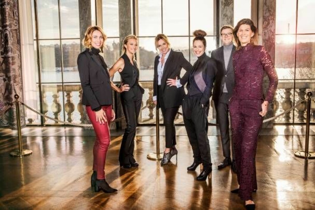 Karin Magnusson, Victoria Dyring, Anne Lundberg, Jessica Gedin, Gustav Källstrand och Cecilia Gralde. Foto: Janne Danielsson/SVT Karin Magnusson, Victoria Dyring, Anne Lundberg, Jessica Gedin, Gustav Källstrand och Cecilia Gralde