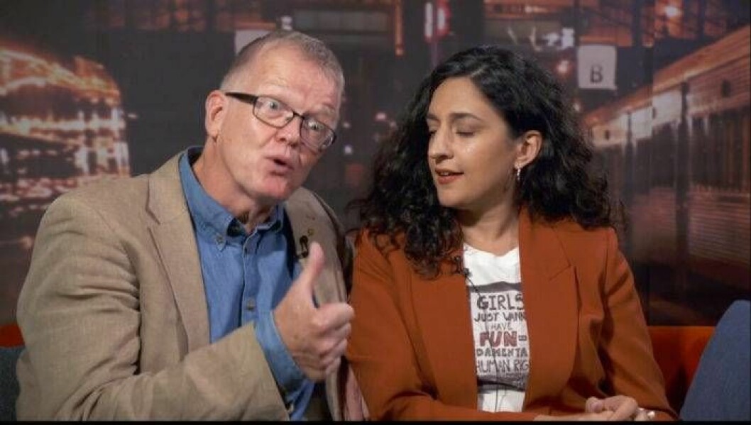 Gunnar Wetterberg och Parisa Amiri är ”Rookies” i <em>På spåret.</em> Gunnar har bland annat synts i panelen i <em>Fråga Lund</em>. Foto: SVT Gunnar Wetterberg och Parisa Amiri tävlar i På spåret i SVT 2018