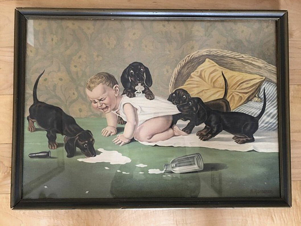 Tavla med motiv av litet barn som gråter, hundvalpar som biter i barnets tröja och en kanna spild mjölk på golvet.