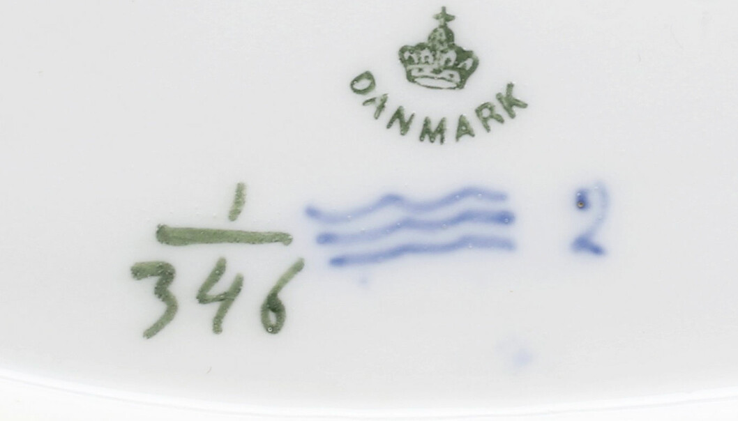 De välkända vågorna på porslin syns alltid