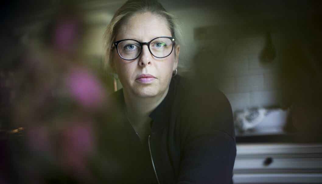 Porträtt av Karin, vars man spelade bort allt familjen ägde.