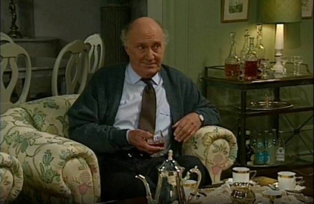 Gösta Prüzelius som Reidar Dahlén.