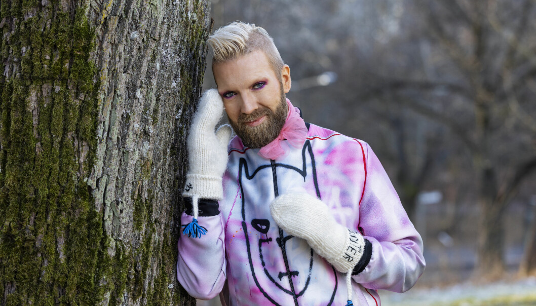 Tenoren Rickard Söderberg kommer prata om hur han la om sitt liv från stress till harmoni.