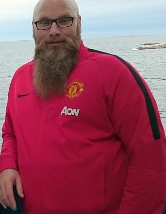 Ronny före förvandlingen. Ronny Jansson vägde 121 kilo och hade ständig värk i sina klumpfötter innan han började cykla.