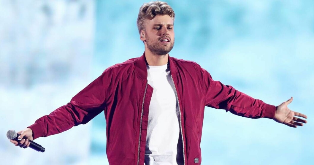 Foto: John Salangsang Sandro Cavazza uppträder på Allsång på Skansen den 2 juli 2019.