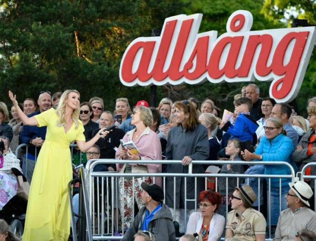 Sanna Nielsen i premiären av Allsång på Skansen 2018.