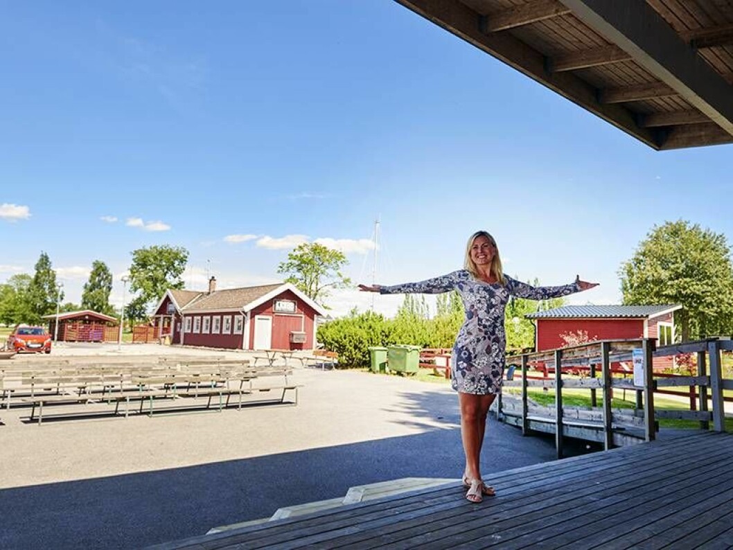 Elisa på Törebodascenen. Foto: Tommy Hvitfeldt Elisa Lindström på Törebodascenen.