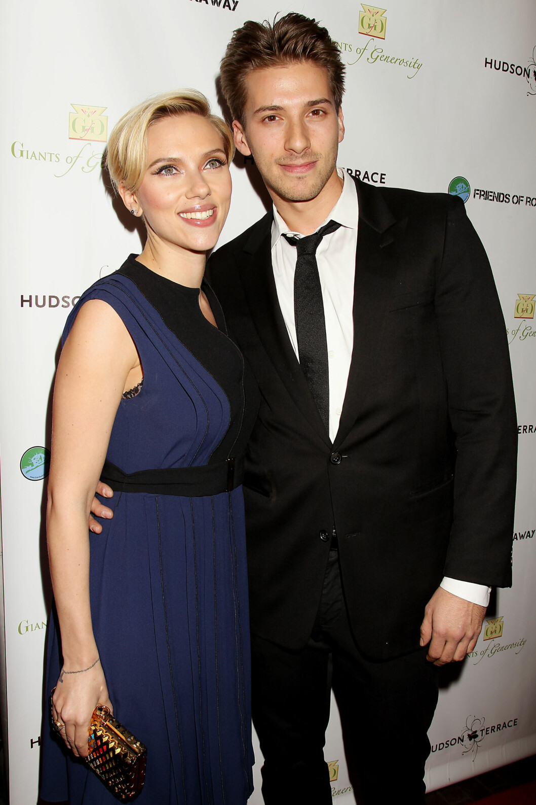 Fr.v. Scarlett Johansson och Hunter Johansson.