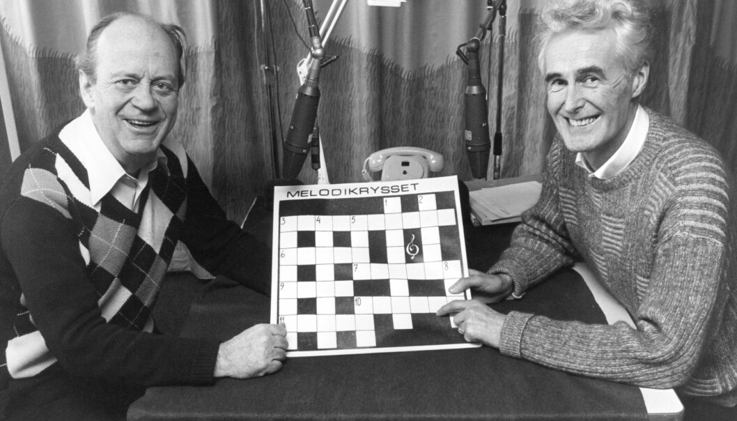Ett väloljat lokomotiv. Här firar föregångarna Bengt Haslum och Peter Granberg det 1000:e programmet 5 april 1986. Bengt Haslum och Peter Granberg, Melodikrysset