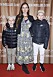 Sanna Lundell med sönerna Lo och Igor på röda mattan. 