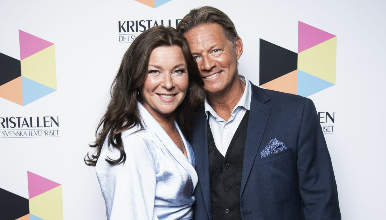 Lotta Engberg och Soldoktorn Mikael Sandström anländer till Kristallengalan 2020.