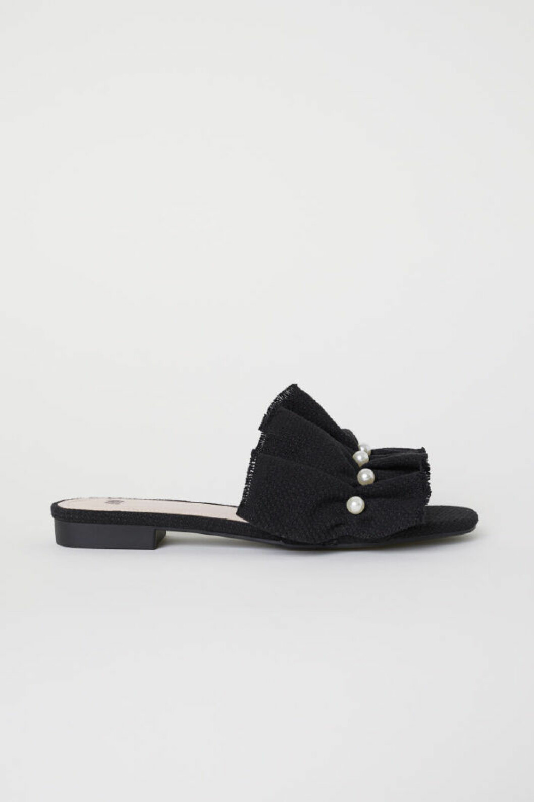 Slip in sandaler med pärlor